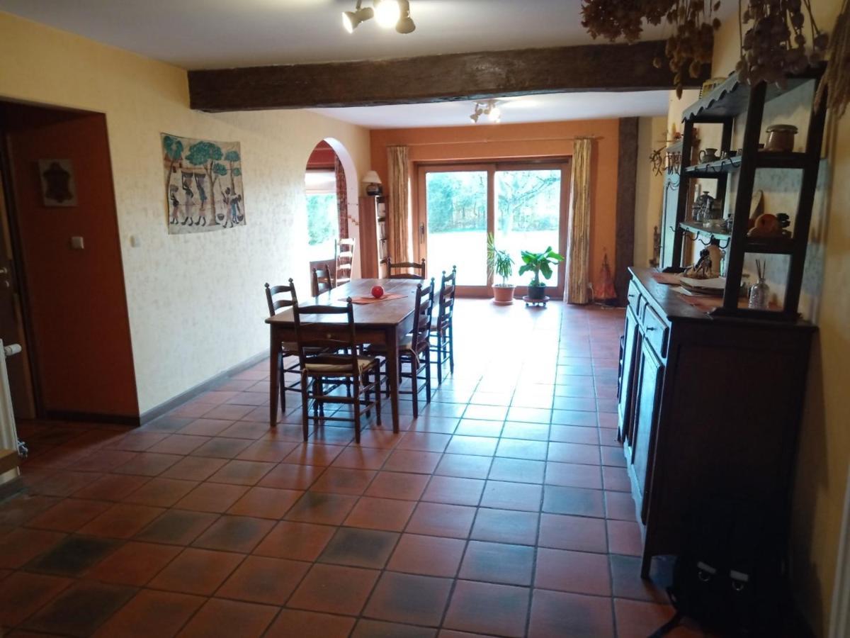 ナソーニュ Le Vieux Noyer Bed & Breakfast エクステリア 写真